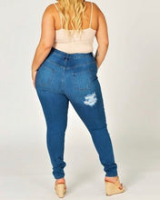 Load image into Gallery viewer, Feeling Catty Distressed Jeans
