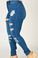 Load image into Gallery viewer, Feeling Catty Distressed Jeans
